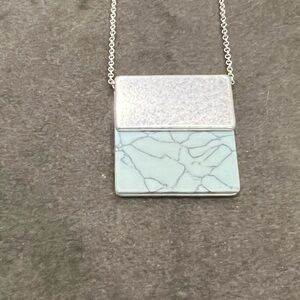 NWOT Universal Thread turquoise silver necklace